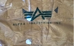 Изображение: Стандарты фирменной упаковки курток Alpha Industries