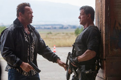 Арнольд Шварценеггер ("Неудержимые") в куртке G-1 Leather Jacket
